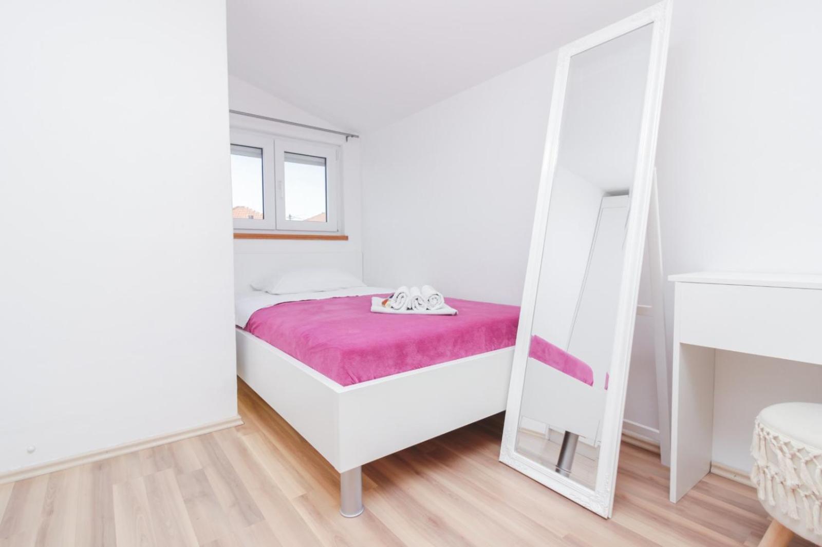 Apartman Lara 자다르 외부 사진